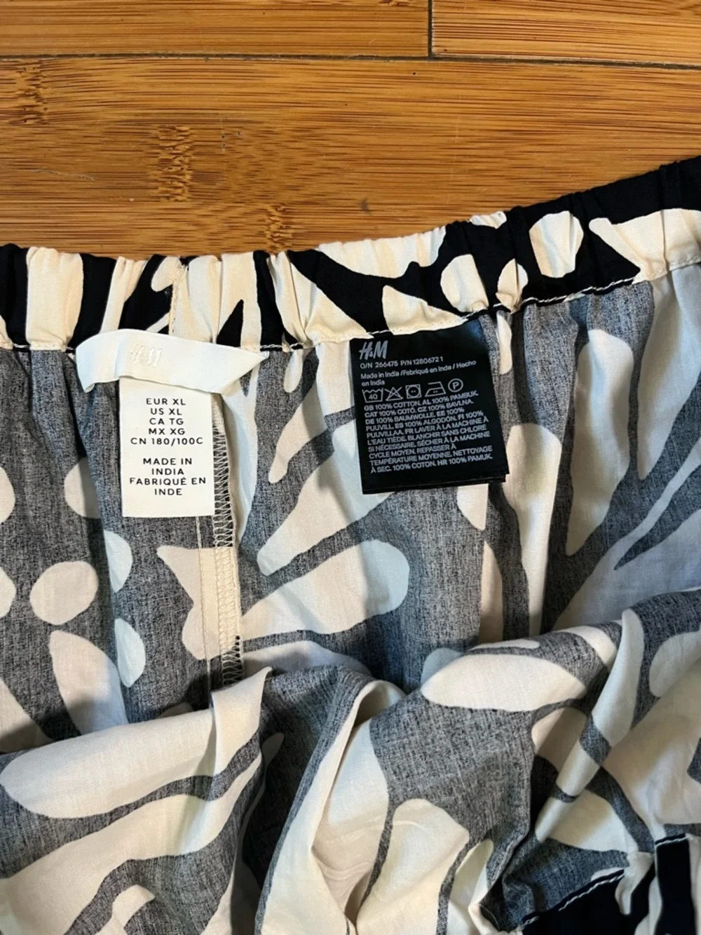 H&M Black and Cream Botanical Print Flared Midi Skirt 100% Cotton - Picture 5 of 8